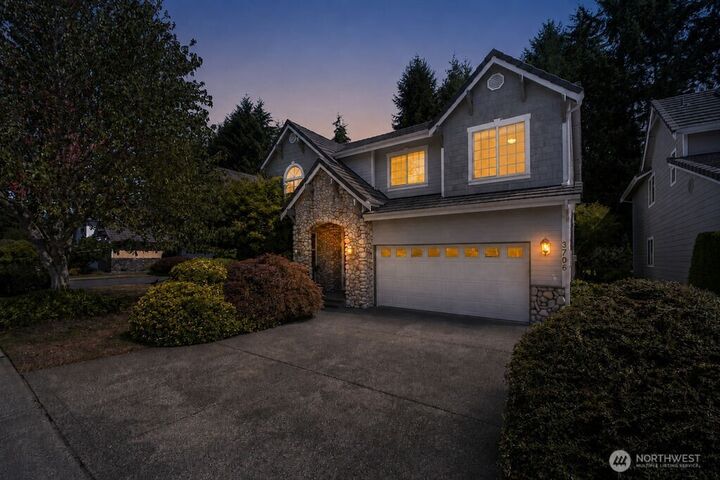 Property Photo: 3706 Kinsale Lane SE WA 98501