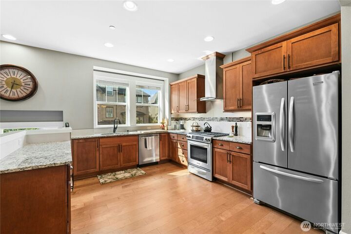 Property Photo:  1340  Brooklyn Walk  NE  WA 98029 