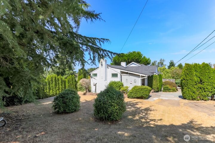 Property Photo:  24925  20th Avenue S  WA 98198 