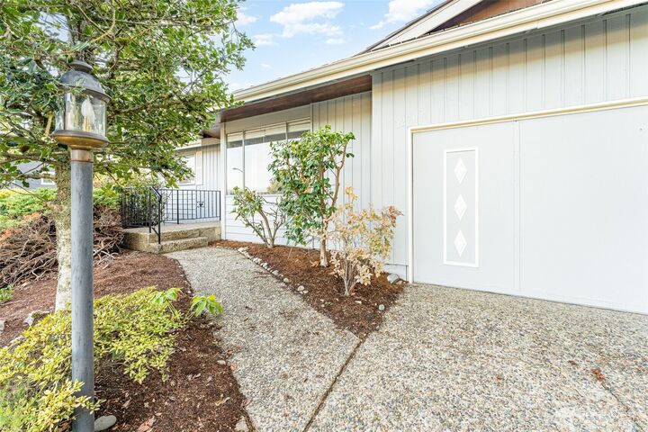 Property Photo: 12707 89th Place NE WA 98034