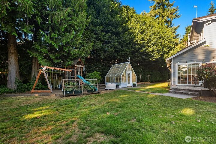 Property Photo: 1631 180th Place SW WA 98037