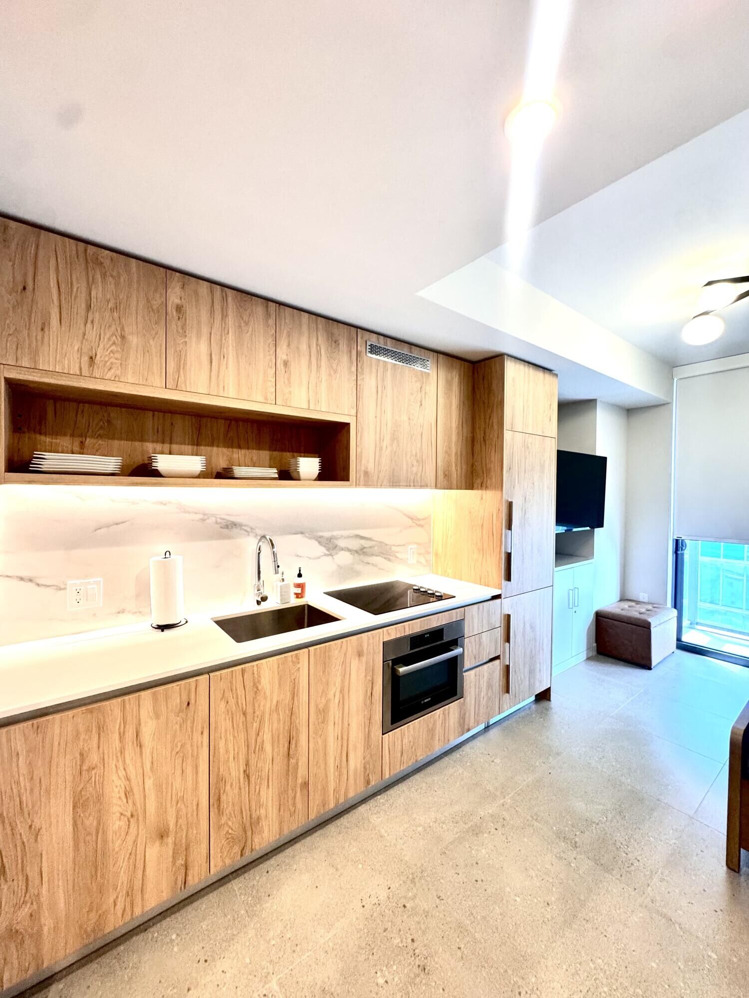 Property Photo:  11 NE 6th Street 2606  FL 33132 