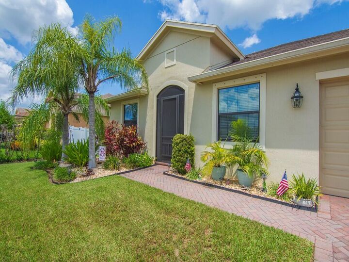 Property Photo:  9880 Verona Manor  FL 32966 
