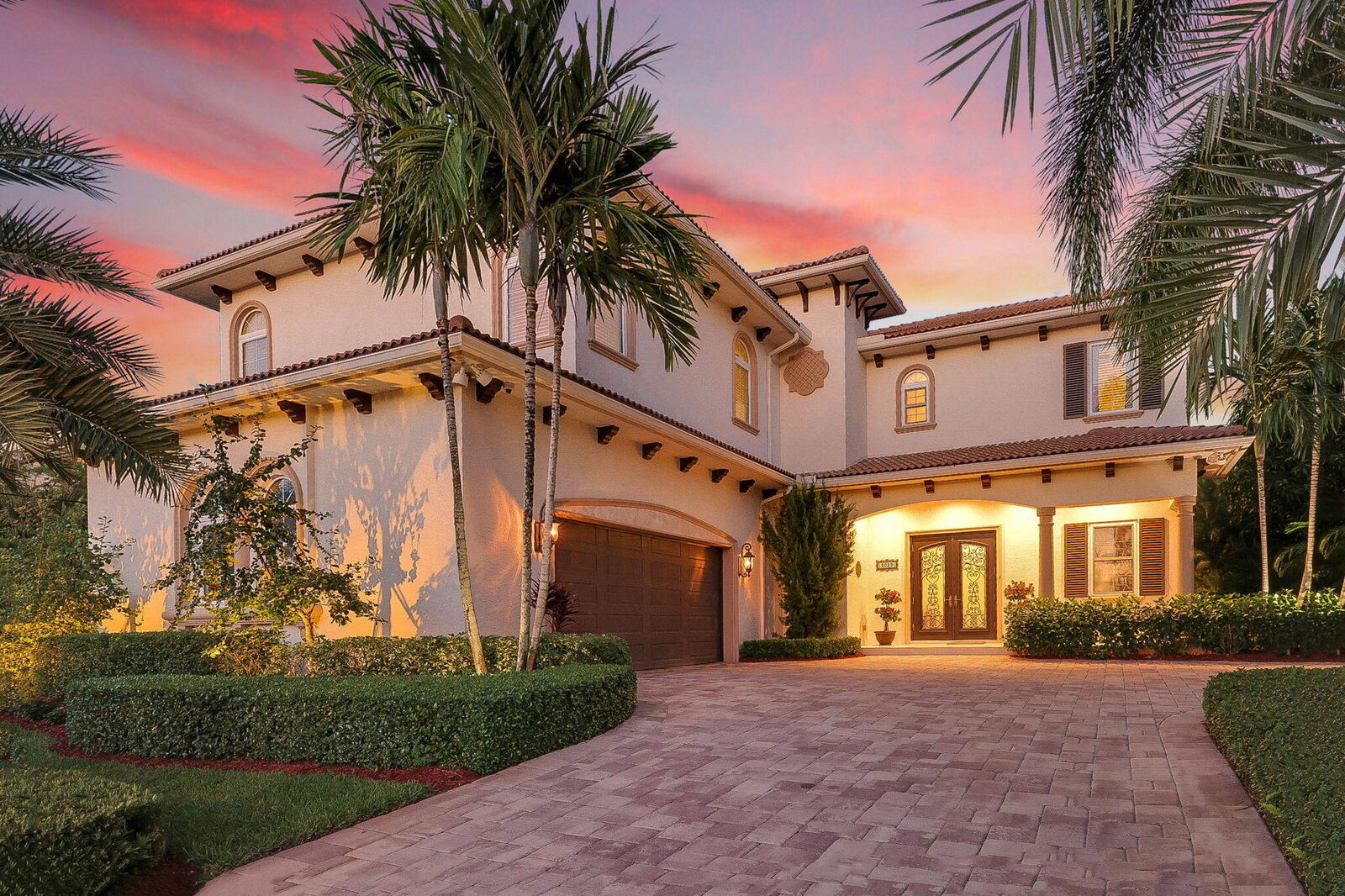 Property Photo:  3029 SW Cornell Avenue  FL 34990 