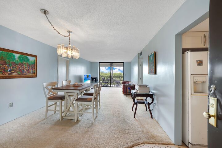 Property Photo:  1400 Saint Charles Place 624  FL 33026 
