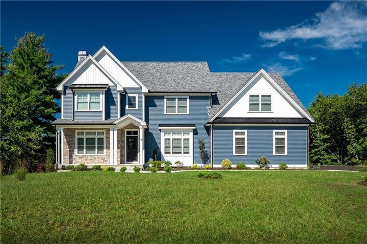 Property Photo:  5 Lacey Court  RI 02917 