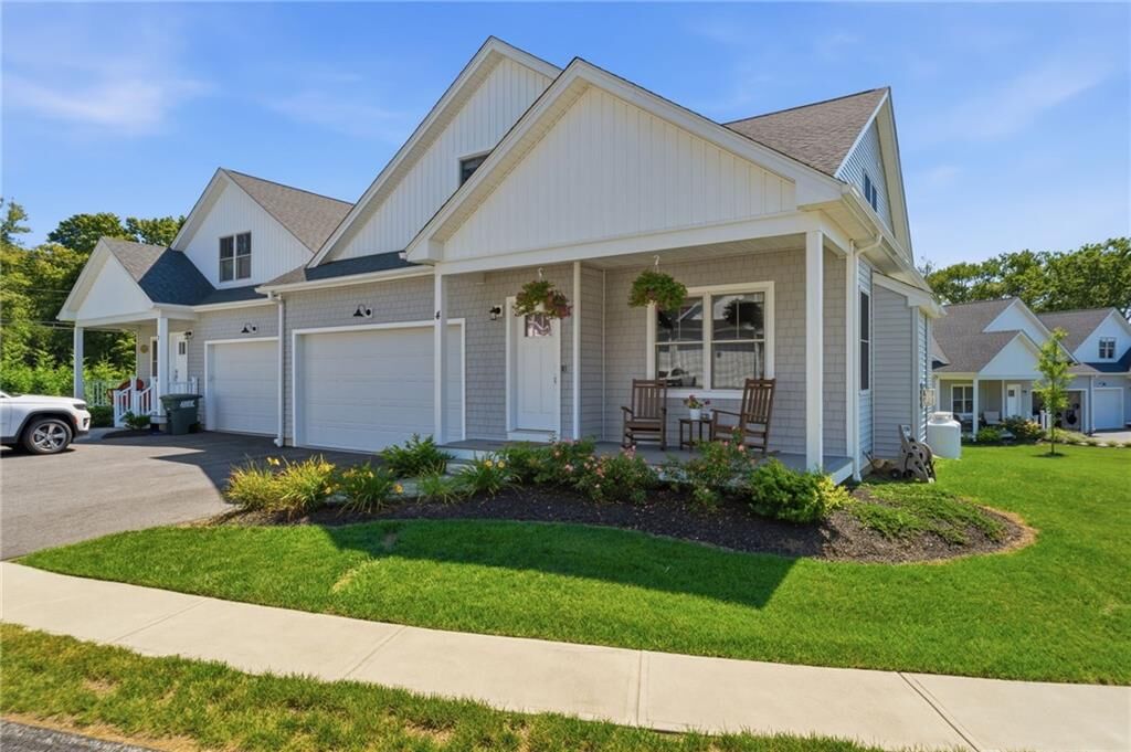 Property Photo:  4 Blue Heron Drive  RI 02891 