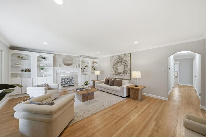Property Photo: 2527 Dekoven Avenue CA 94002