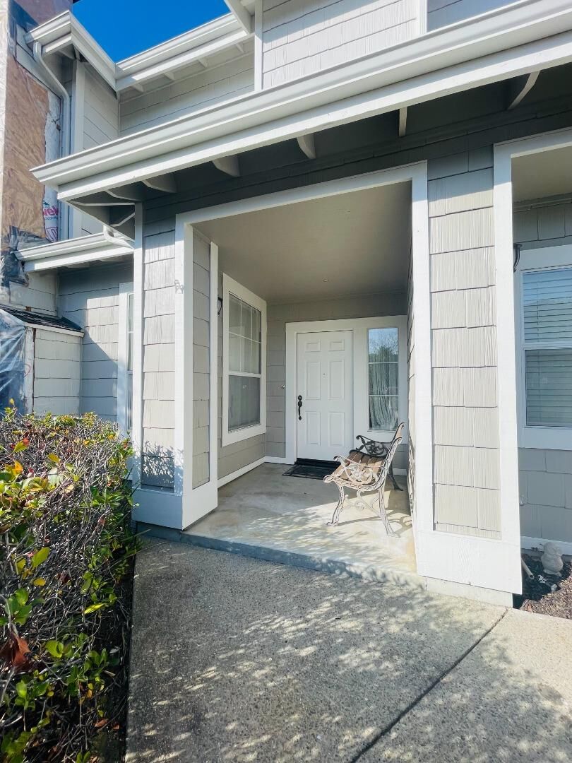 Property Photo: 596 Shoal Circle CA 94065
