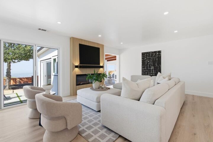 Property Photo:  141 Rishell Drive  CA 94619 