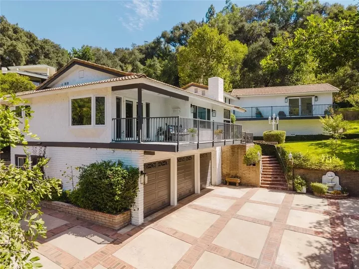 Property Photo:  142 Crescent Glen Drive  CA 91741 