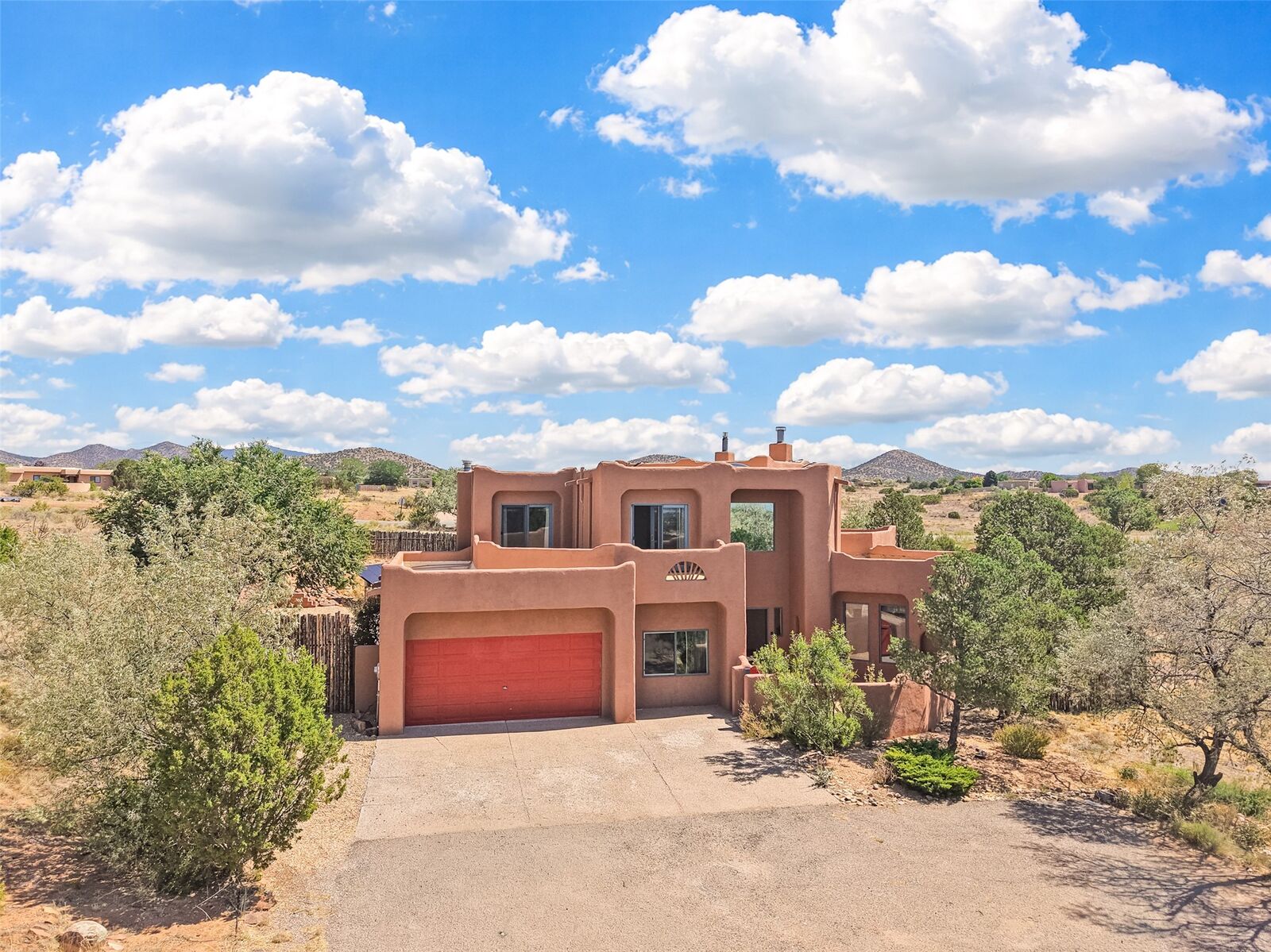 Property Photo:  5 Sombra Court  NM 87508 