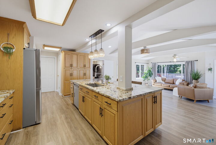 Property Photo:  75 Springdale Street  CT 06514 