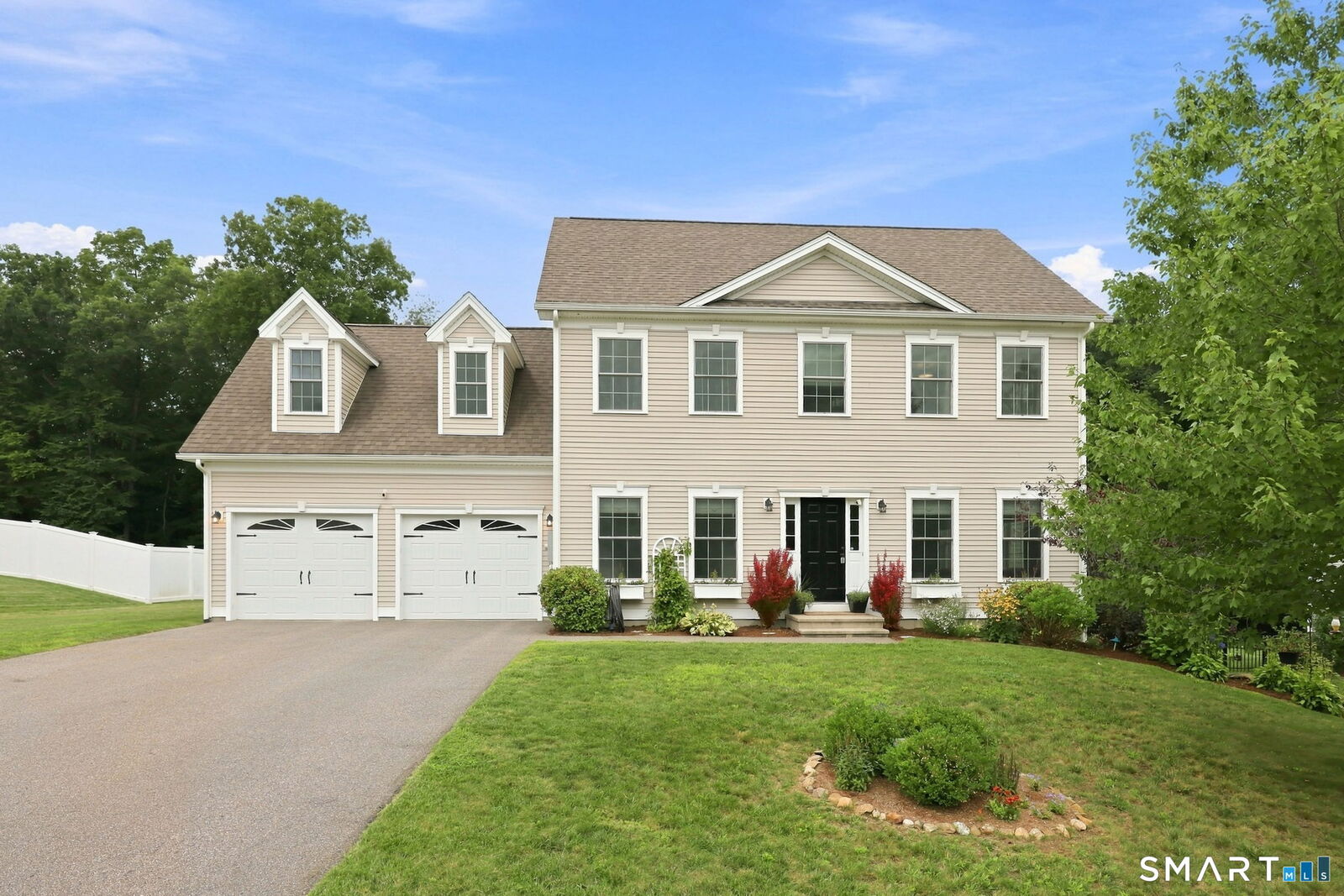 Property Photo:  6 Tall Wood Drive  CT 06424 