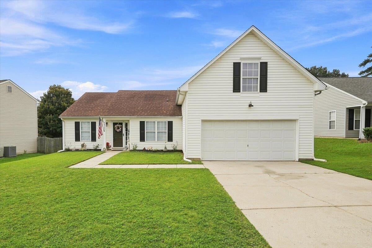 Property Photo: 225 Kittiwake Lane SC 29316