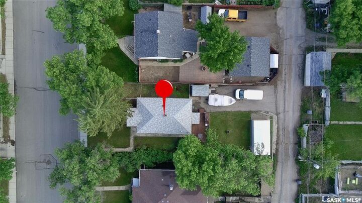 Property Photo: 371 9th Avenue NW SK S9H 1A8
