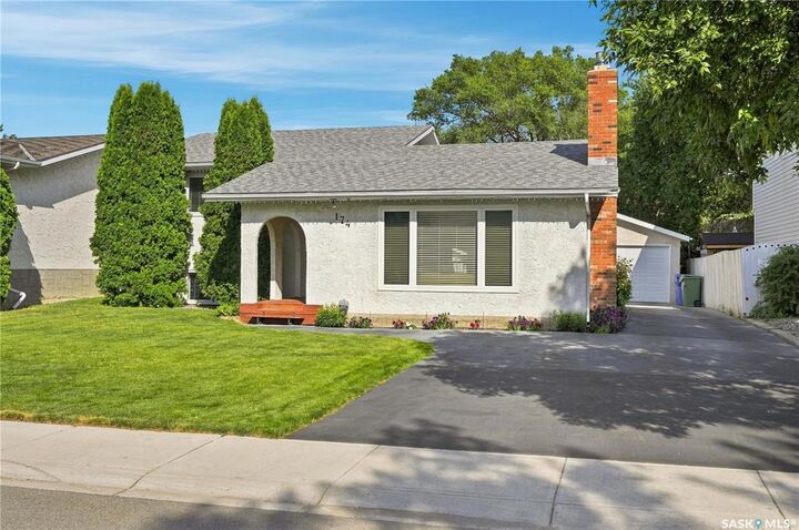 Property Photo:  174 Green Meadow Road  SK S4V 0A8 