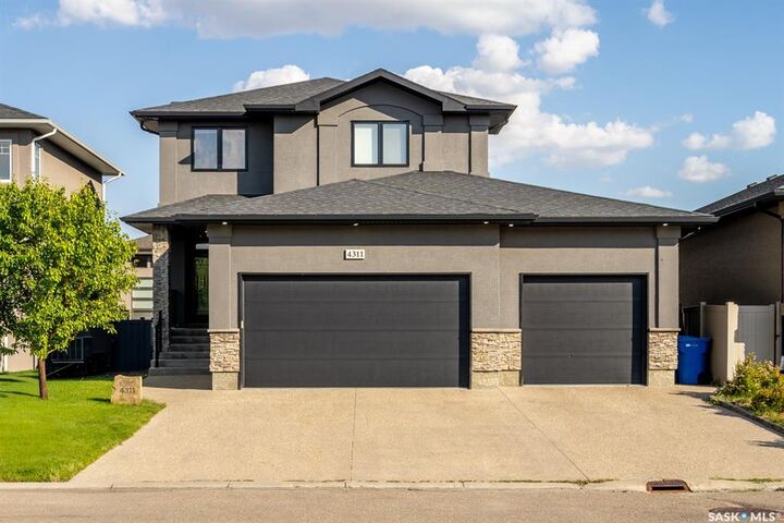 4311 Sandpiper Crescent E — photo 1