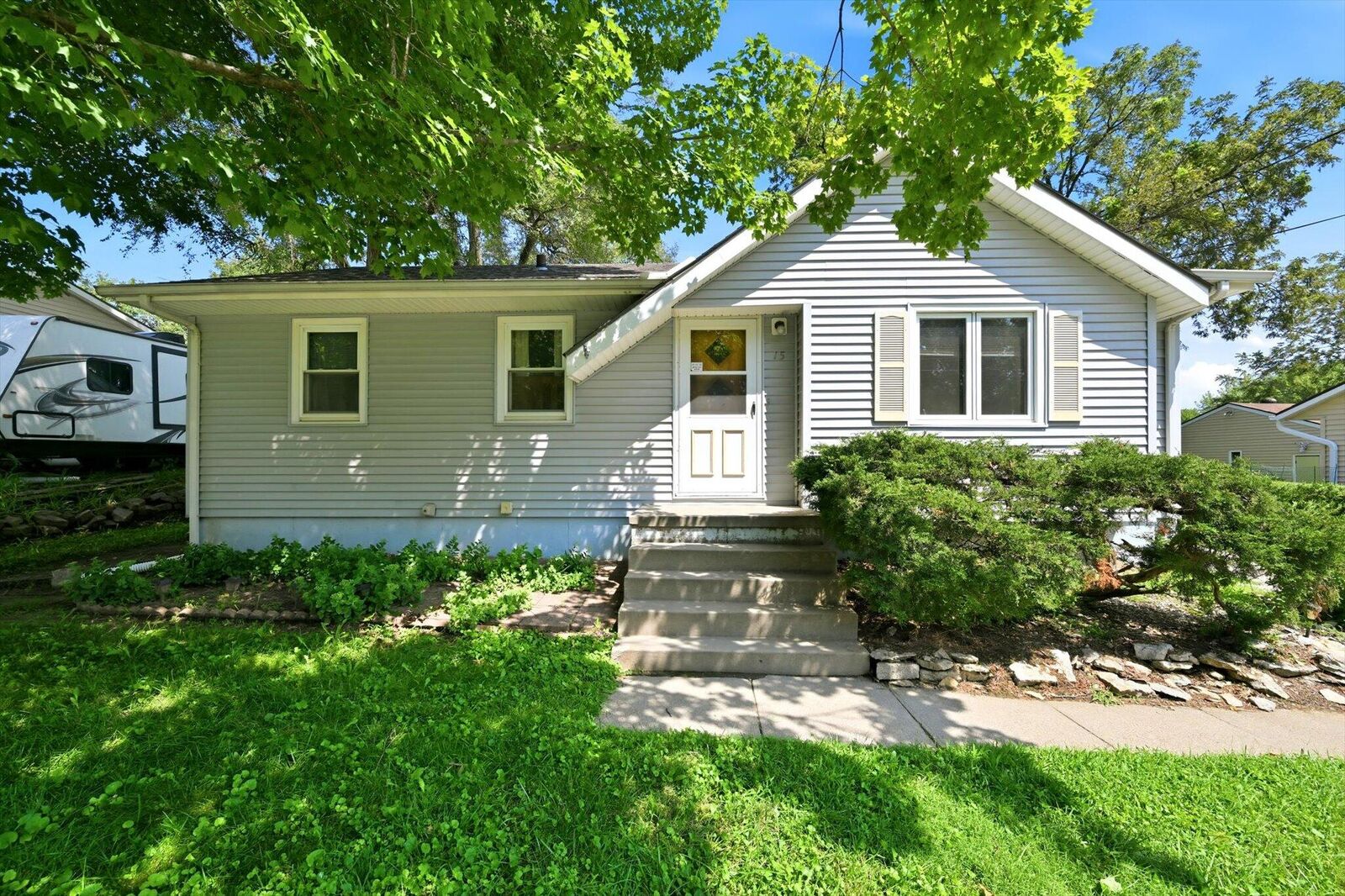 Property Photo:  15 Arnold  Avenue  IA 51503 
