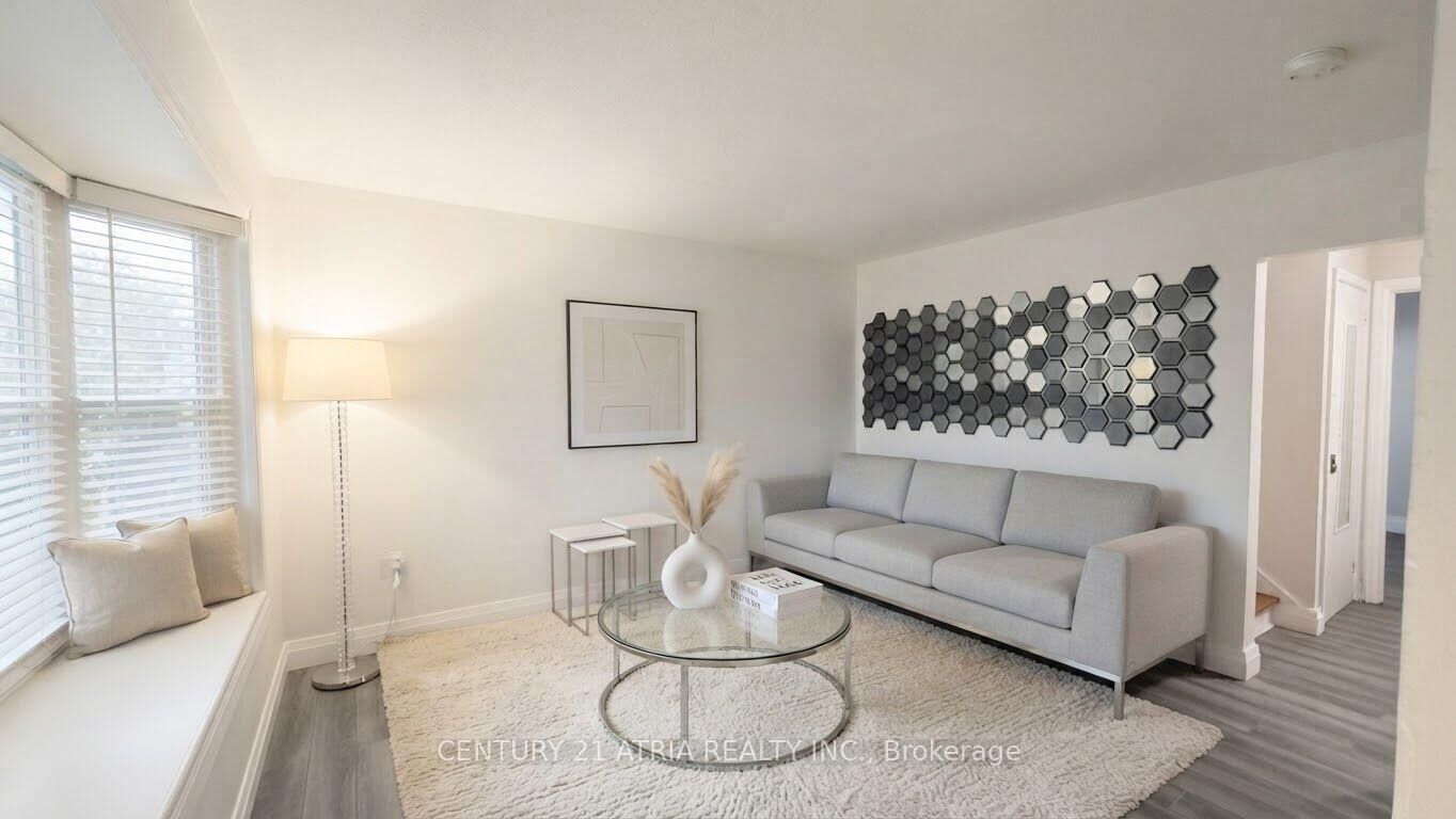 Property Photo: 79 Ellington Drive ON M1R 3Y2