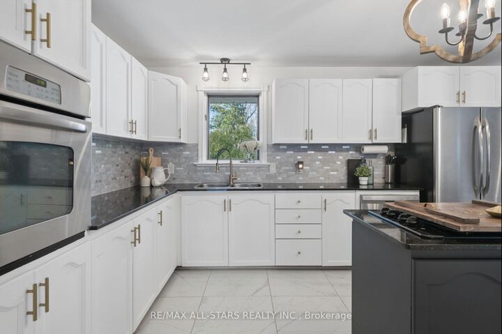 Property Photo:  127 Pinecrest Road  ON L0E 1N0 