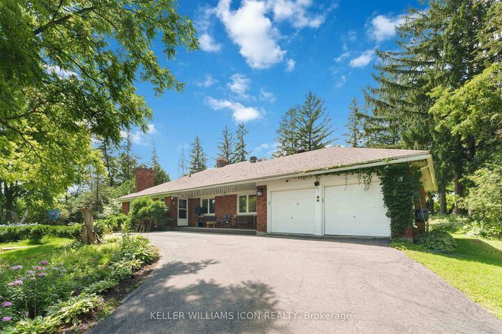 Property Photo: 2770 Prince Of Wales Drive ON K2C 3H1