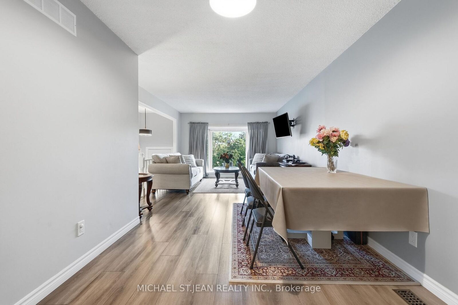 Property Photo: 50 Adis Avenue ON L9C 6V3