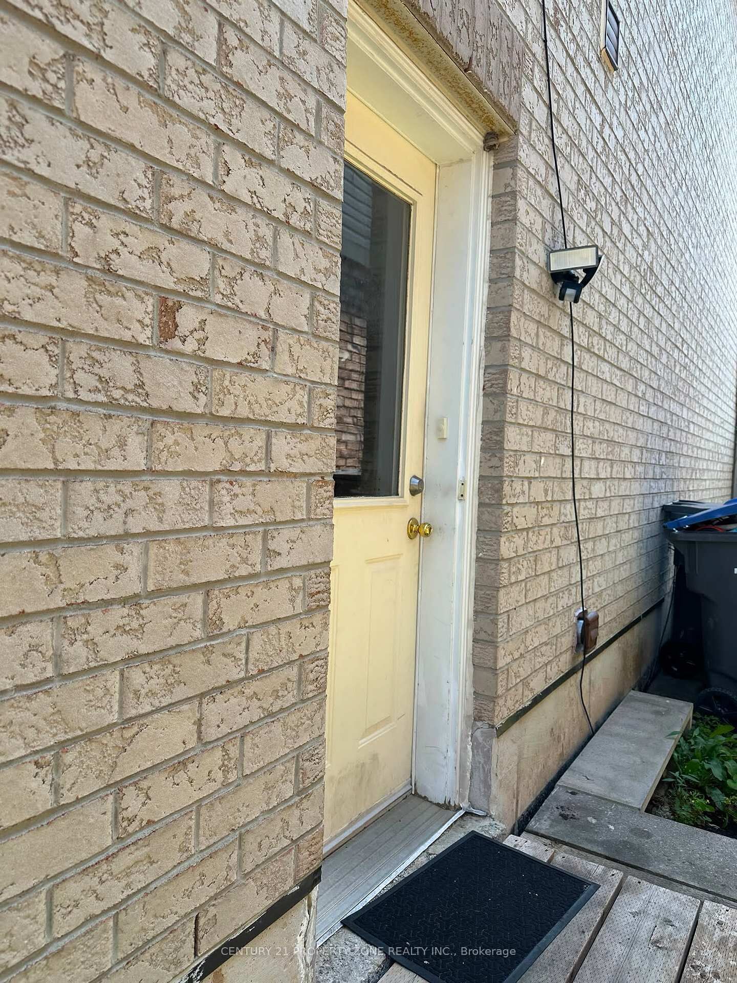 Property Photo: 79 Pertosa Drive ON L6X 4W7