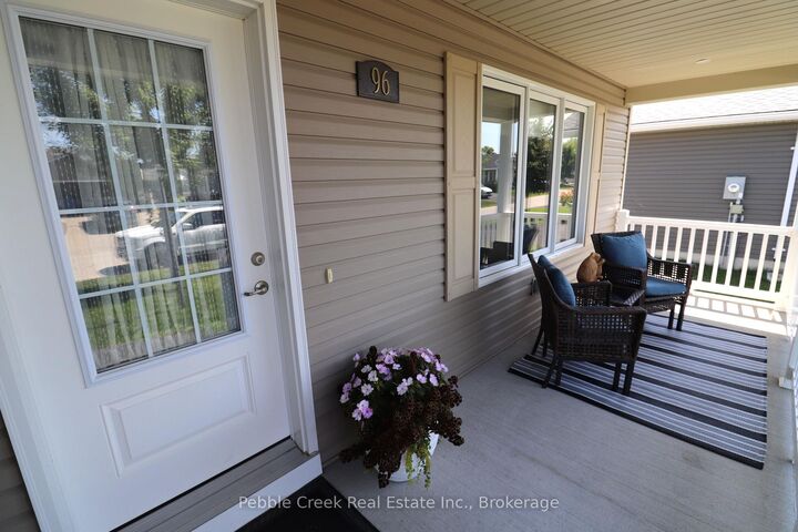 Property Photo:  96 Lake Breeze Drive  ON N7A 0B9 