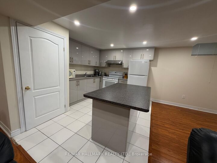 Property Photo:  307 Weldrick Road E Basement  ON L4C 0R7 