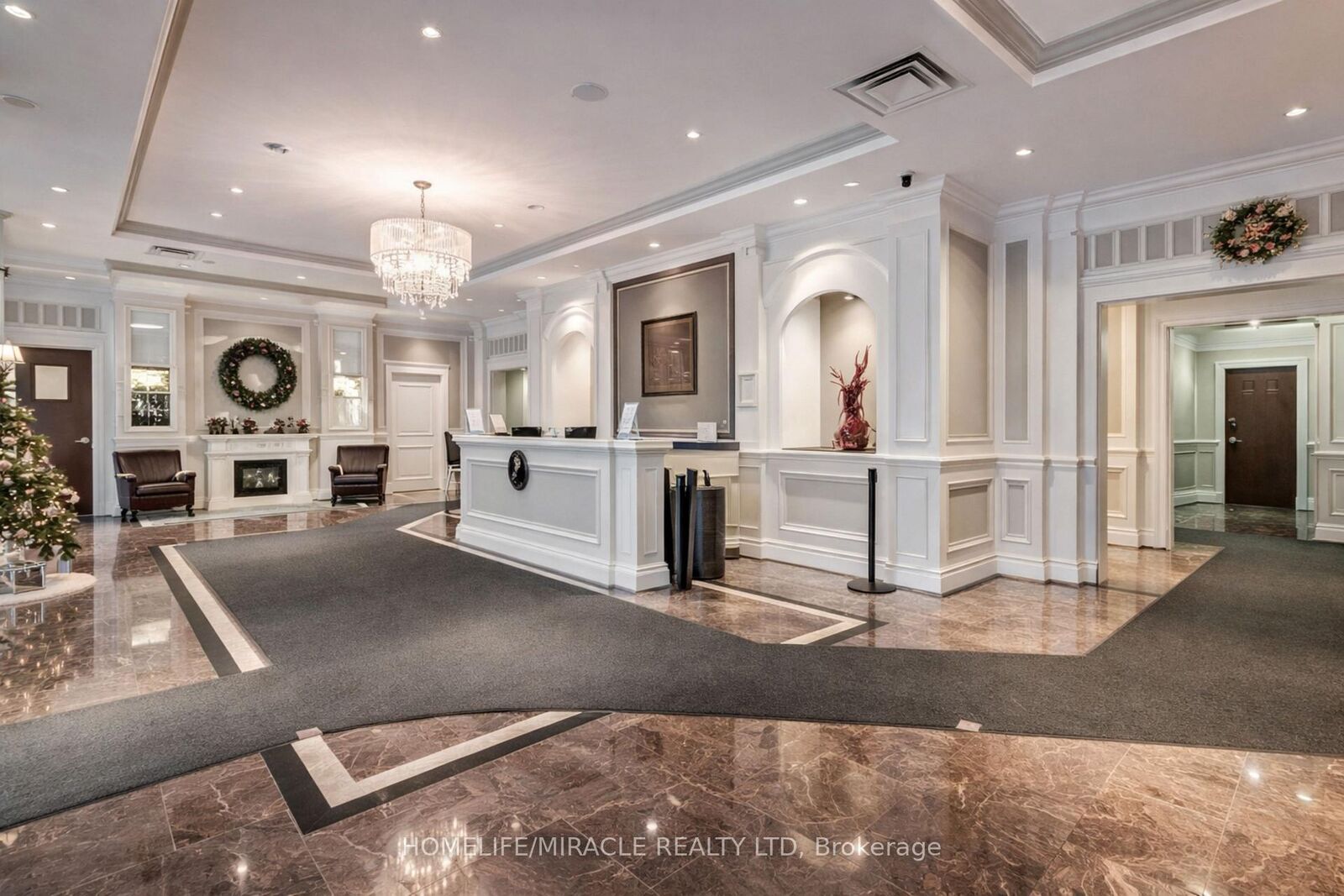 Property Photo:  8 Rosebank Drive 5K  ON M1B 5Z3 