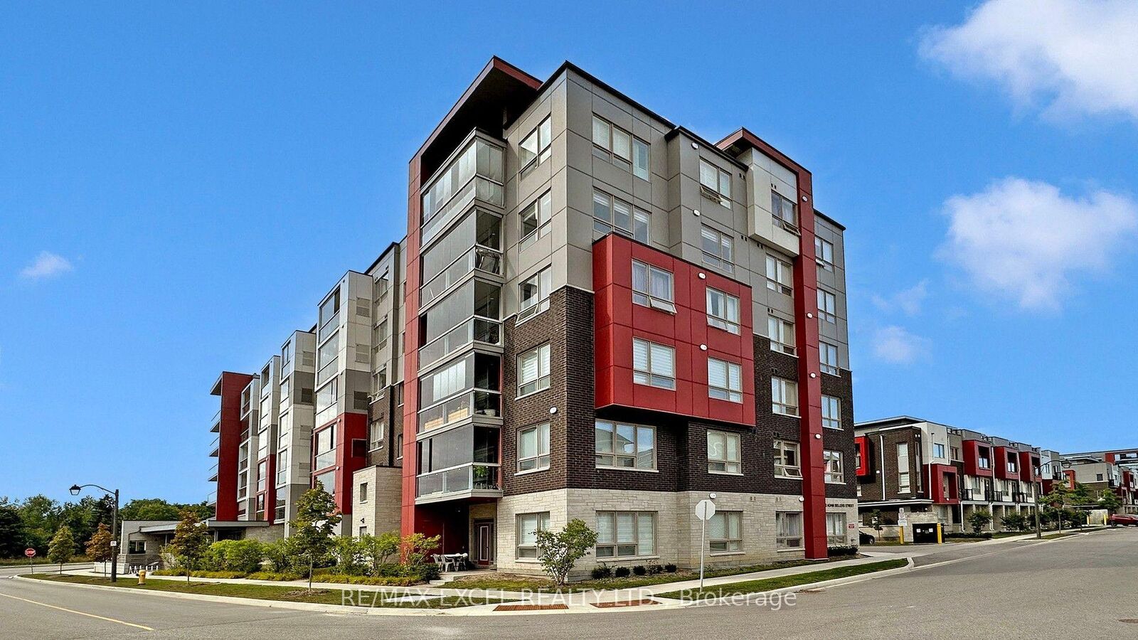 Property Photo:  2 Adam Sellers Street 302  ON L6B 1P2 