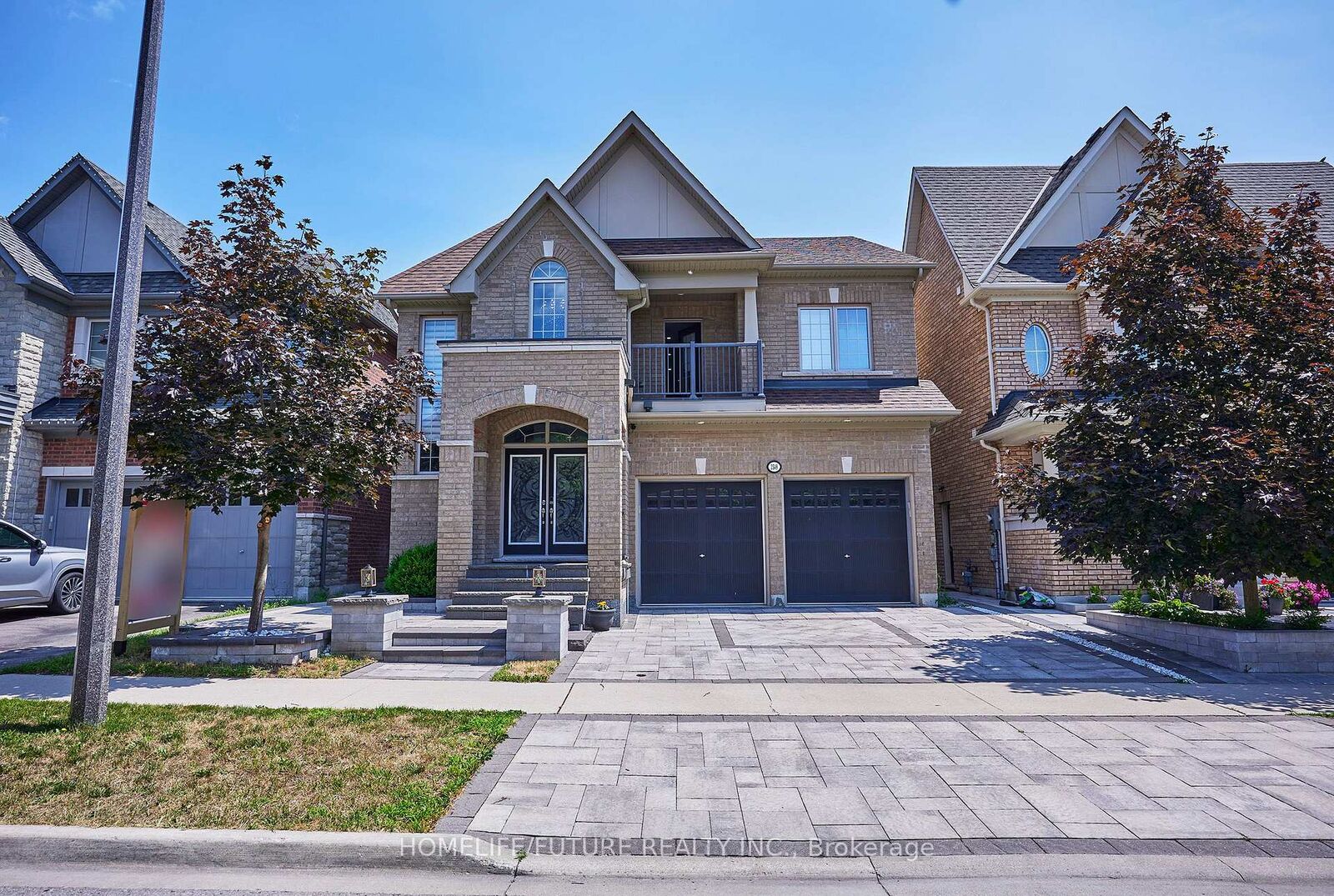 Property Photo: 2549 Snow Knight Drive ON L1L 0K2