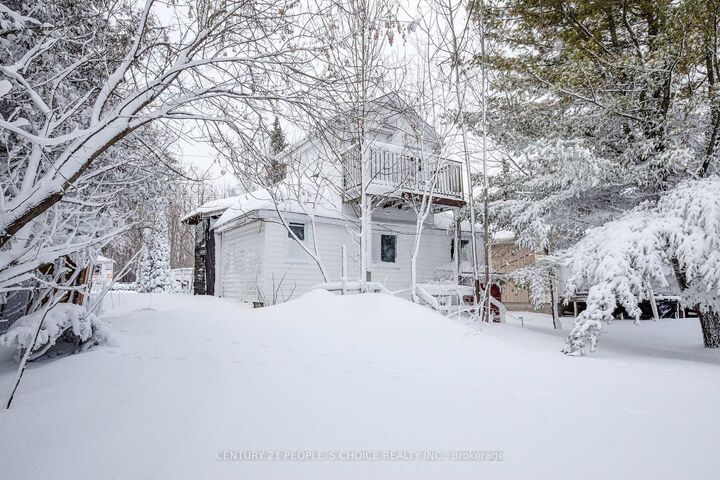 Property Photo: 250 Kingfisher Avenue ON L0K 1R0