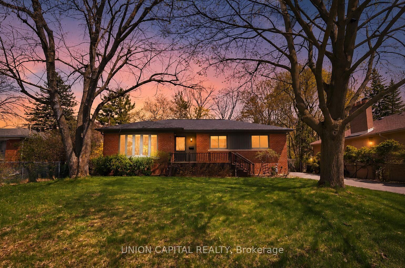 Property Photo: 111 Libby Boulevard ON L4C 4V4