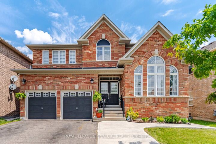 34 Nina Place N — photo 1