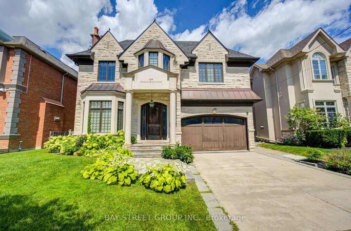 Property Photo:  154 Munro Boulevard  ON M2P 1C8 