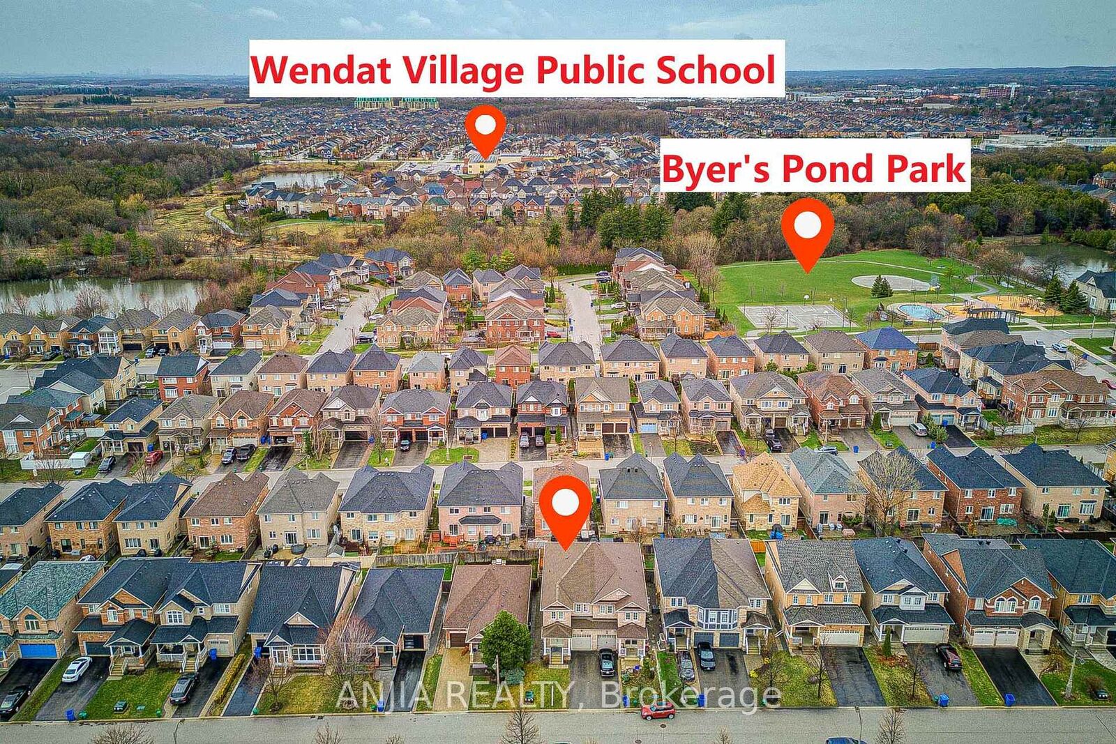 Property Photo:  29 Butterwood Lane  ON L4A 0M7 