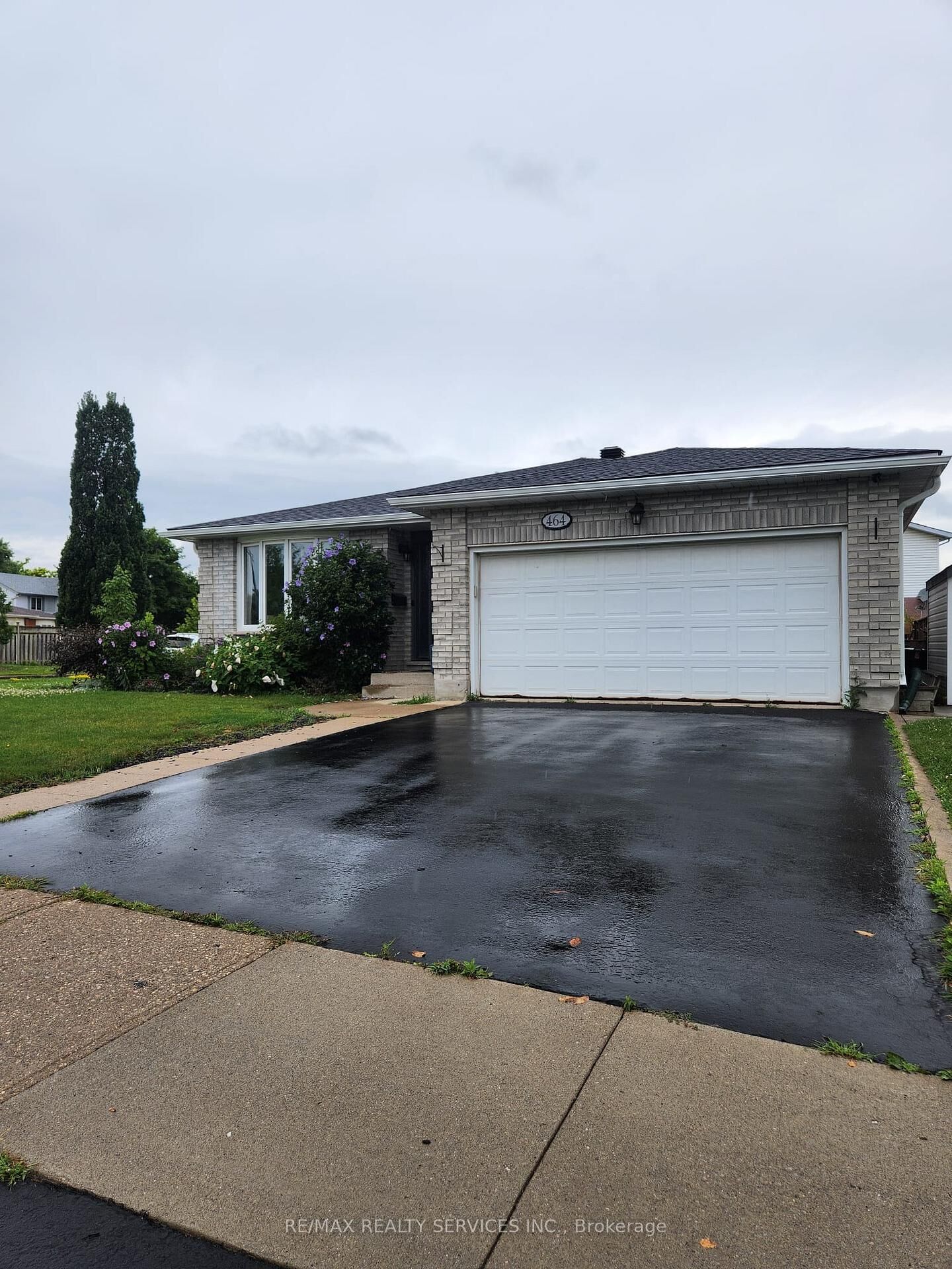 Property Photo: 464 Thorndale Drive Basement ON N2T 1W5