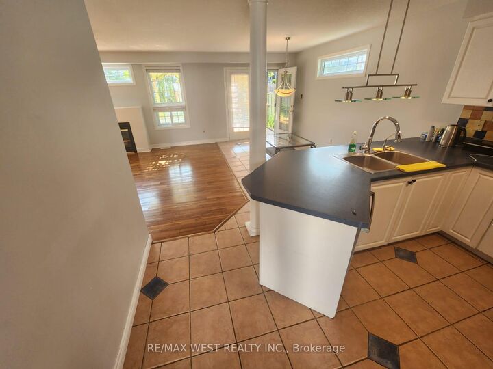 792 Butternut Avenue — photo 1