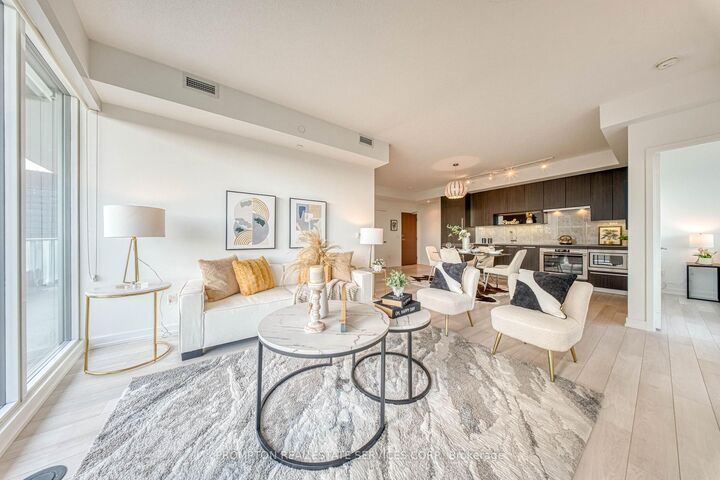 115 McMahon Drive 2511 — photo 1