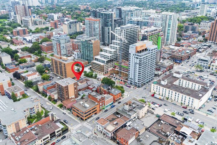Property Photo:  127 York Street  ON K1N 5T4 