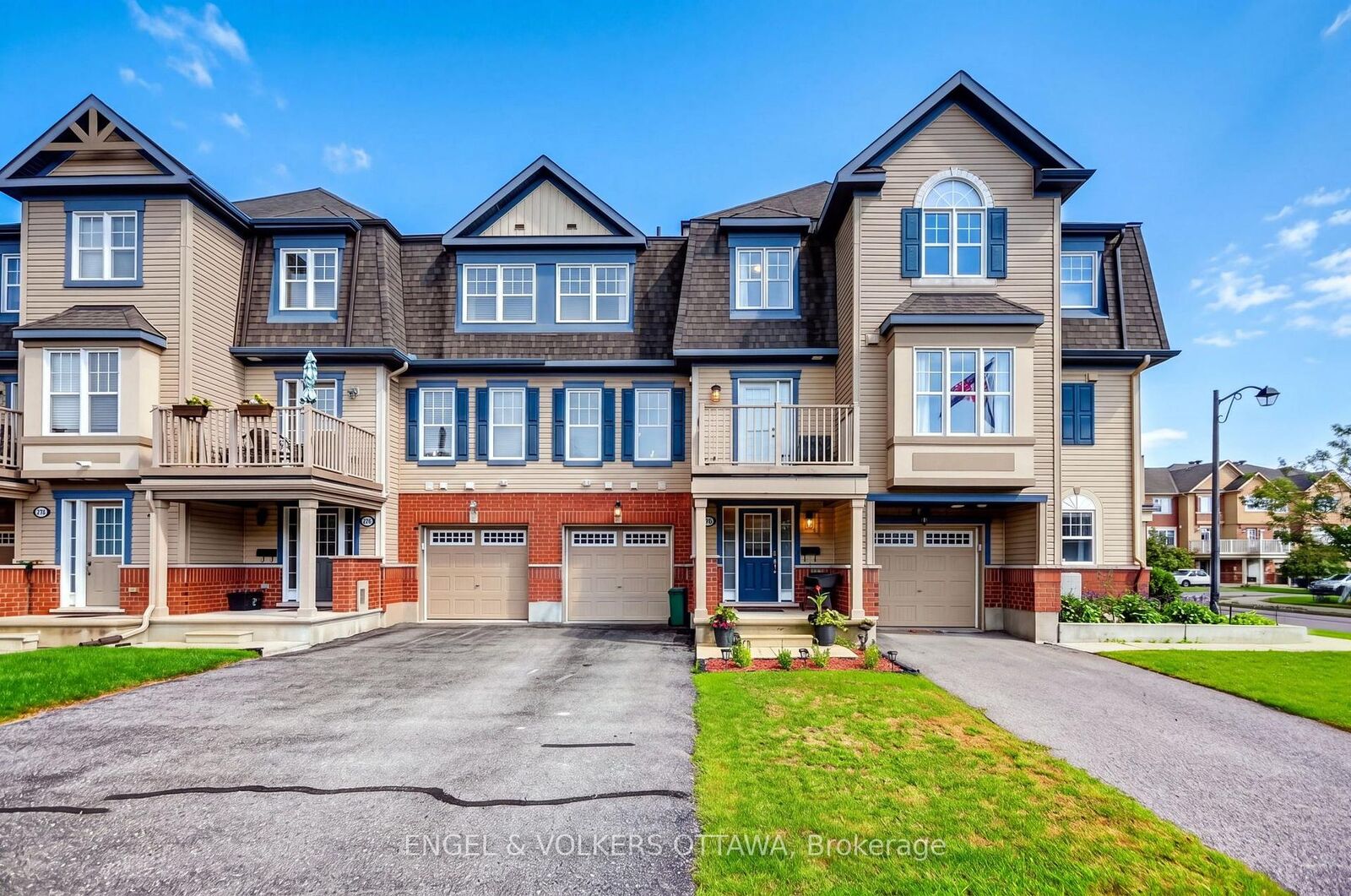 Property Photo:  380 Sweet Grass Circle  ON K2J 5W9 