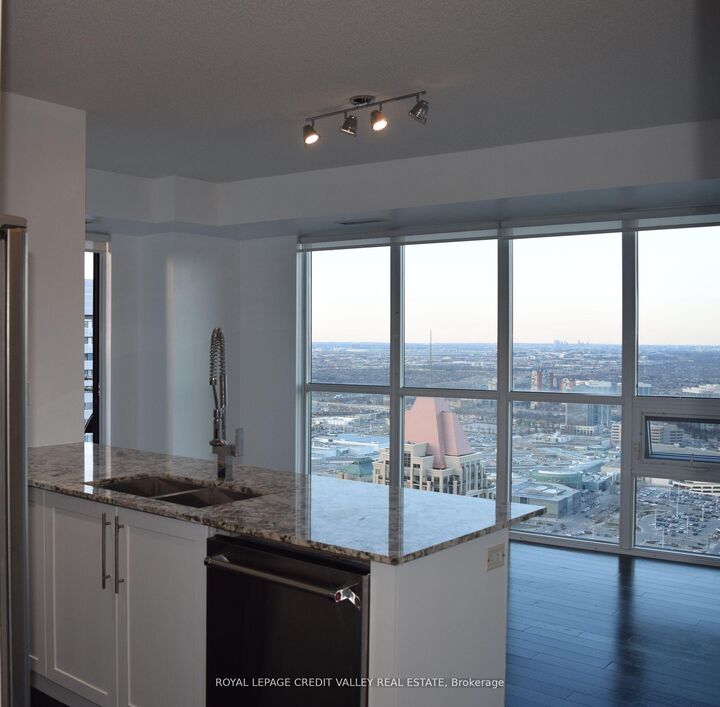 Property Photo:  4011 Brickstone Mews 4205  ON L5B 0J7 