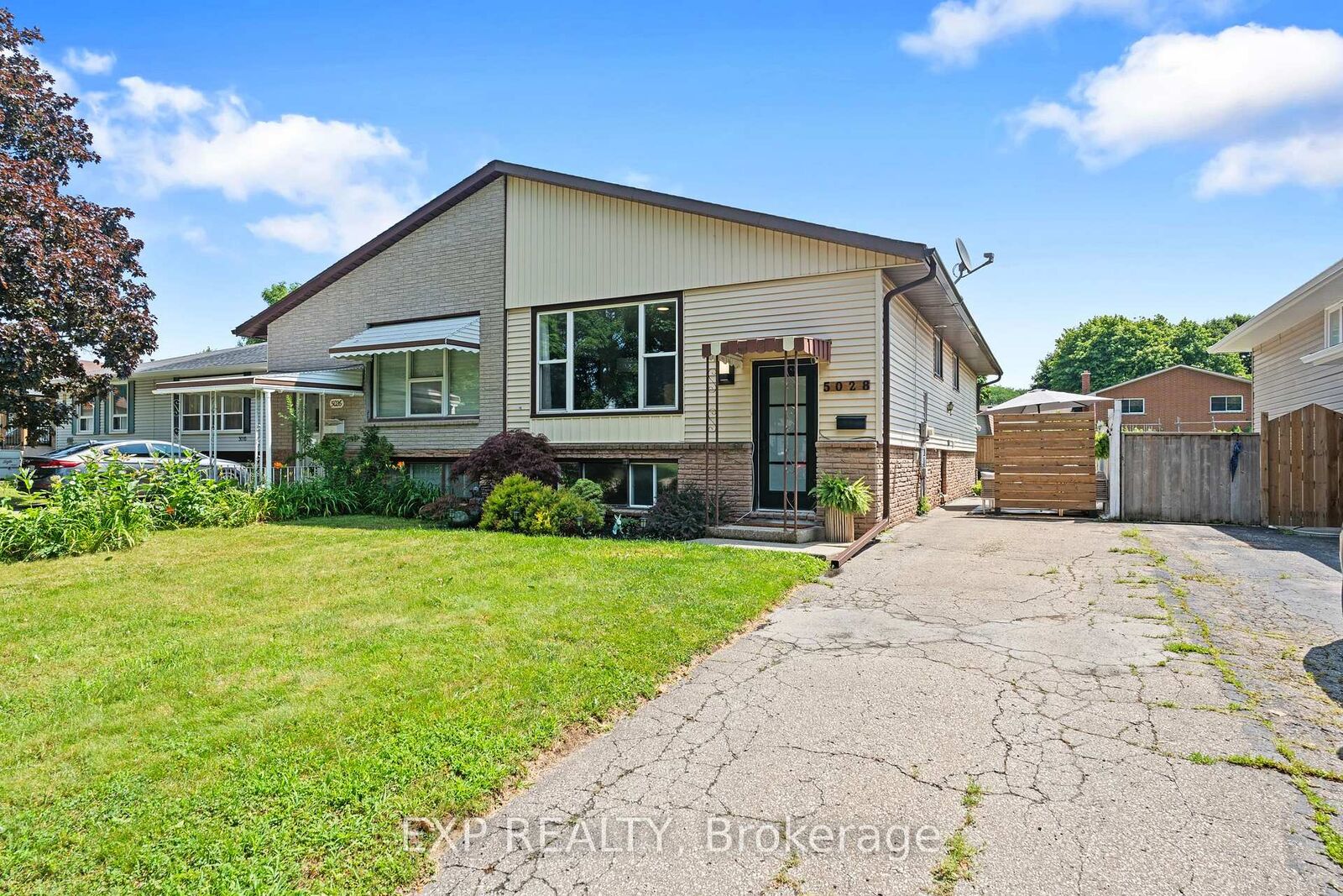 Property Photo:  5028 Gage Court  ON L2E 7B5 
