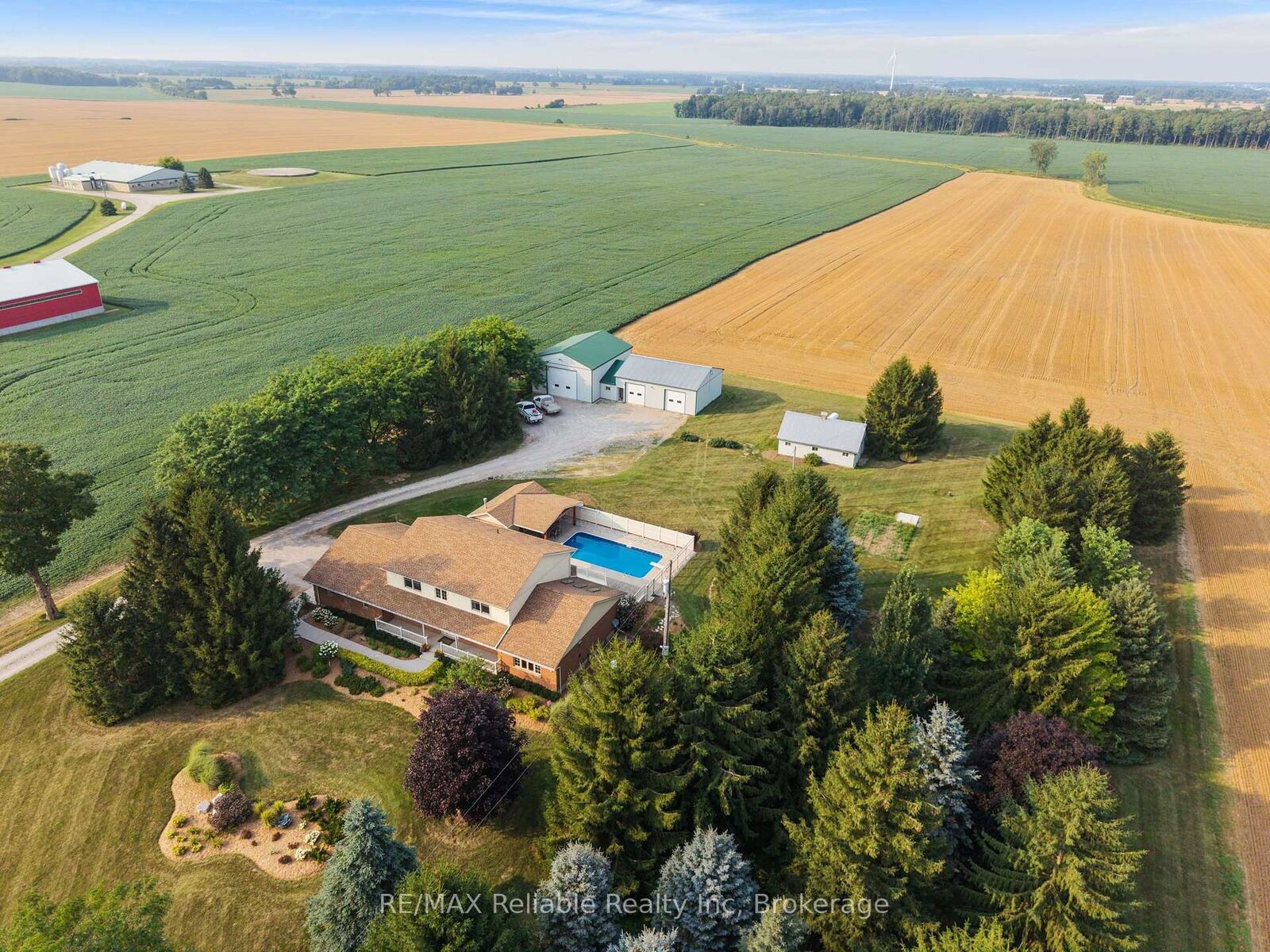 Property Photo: 43804 Hydro Line Road ON N0K 1W0