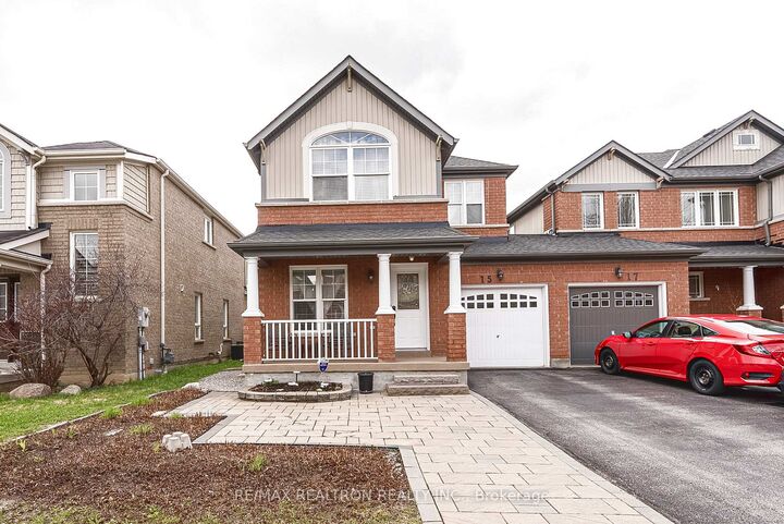 15 Brumstead Drive N — photo 1