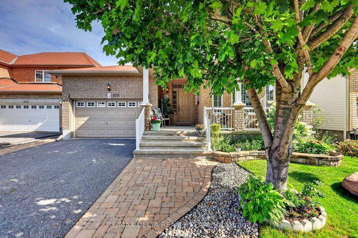 Property Photo: 175 Felicity Crescent ON K1W 0C1
