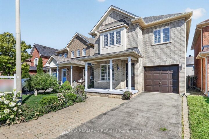 Property Photo: 86 Tideland Drive ON L7A 2W1