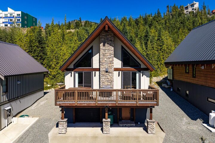 880 Cruikshank Ridge — photo 1